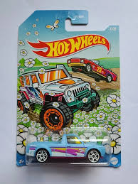 Hot Wheels 1:64 Scale Die-Cast Toy Car or Truck (Styles May Vary)