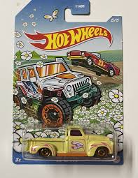 Hot Wheels 1:64 Scale Die-Cast Toy Car or Truck (Styles May Vary)